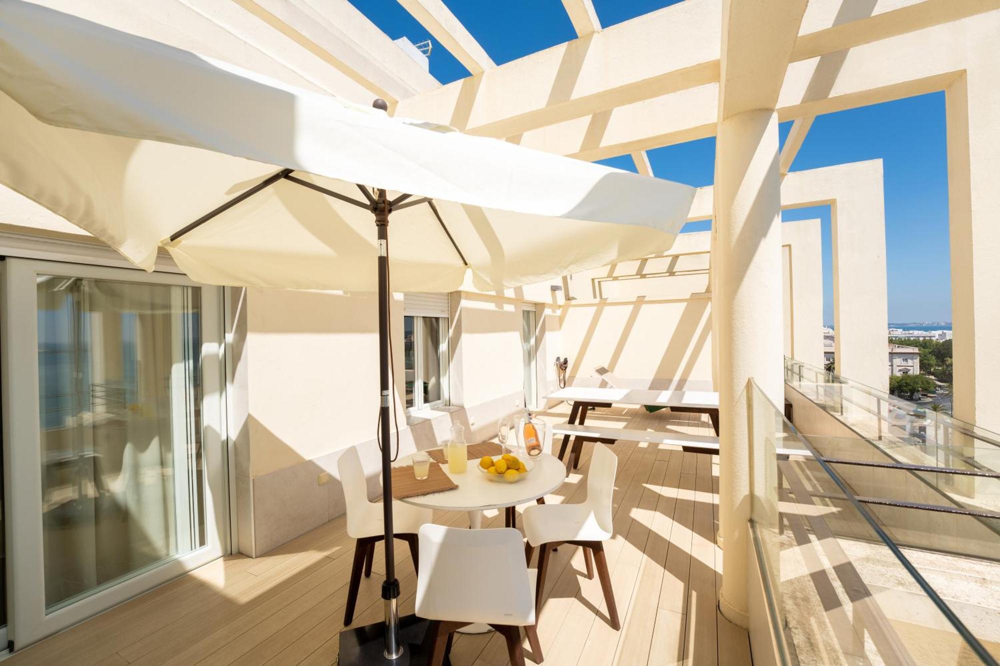 Plaza Mina Suites - Adults Recommended By Luxury Suites Cadiz Exterior photo